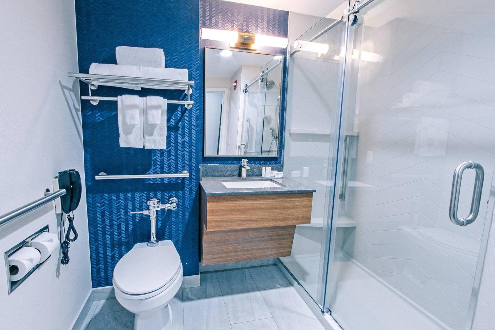 Fairfield Inn By Marriott New York Laguardia Airport/Astoria Eksteriør bilde